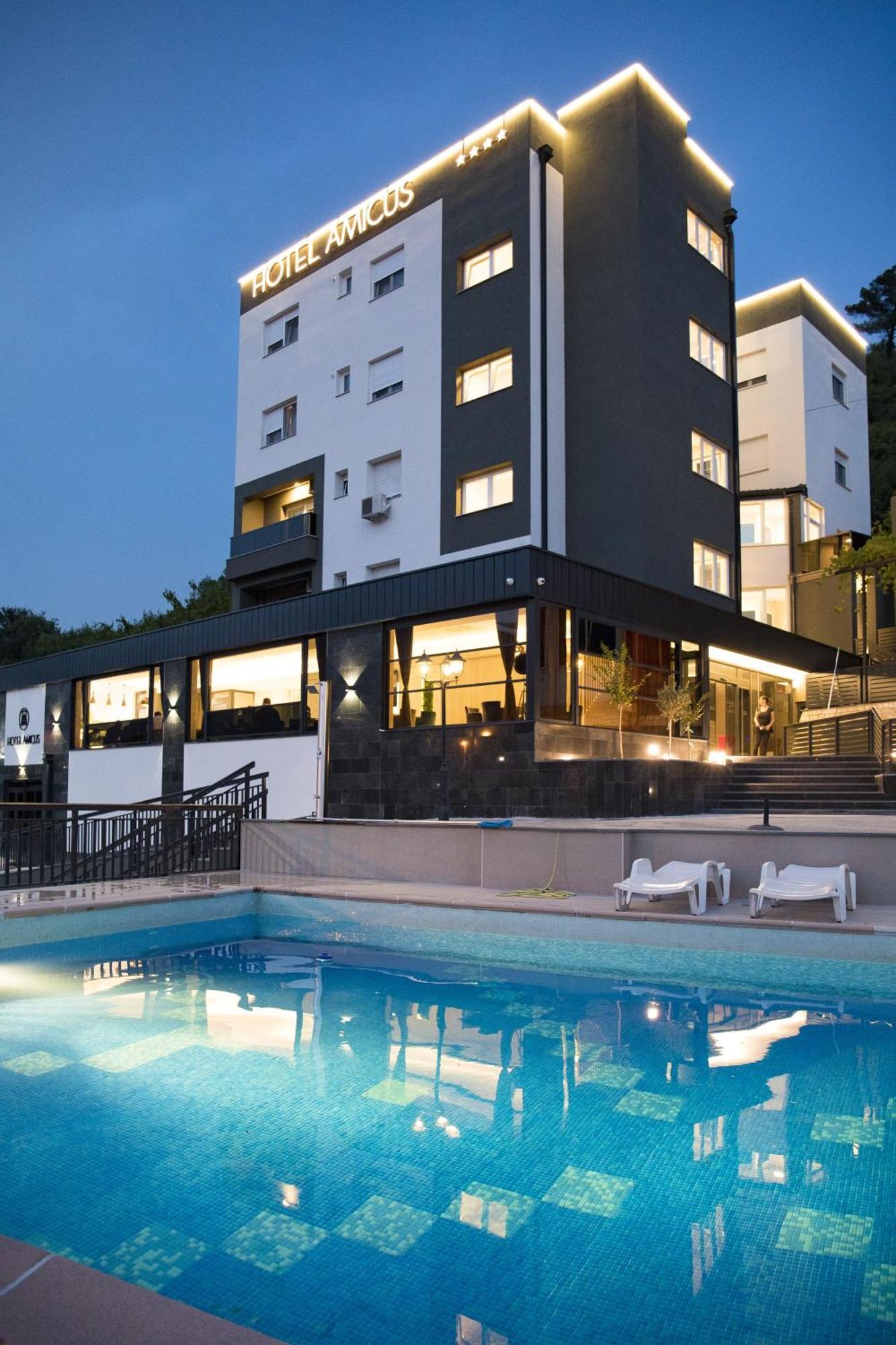 Hotel Amicus Мостар Екстериор снимка